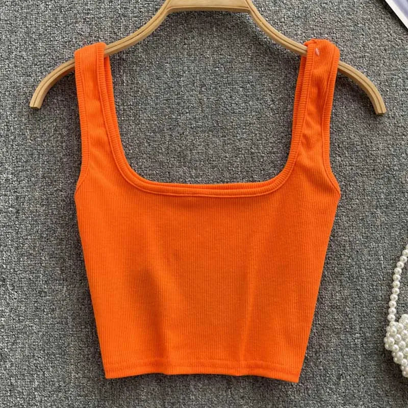 Rugloser Crop-Top in einfarbiger Farbe – Zayra
