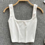 Rugloser Crop-Top in einfarbiger Farbe – Zayra