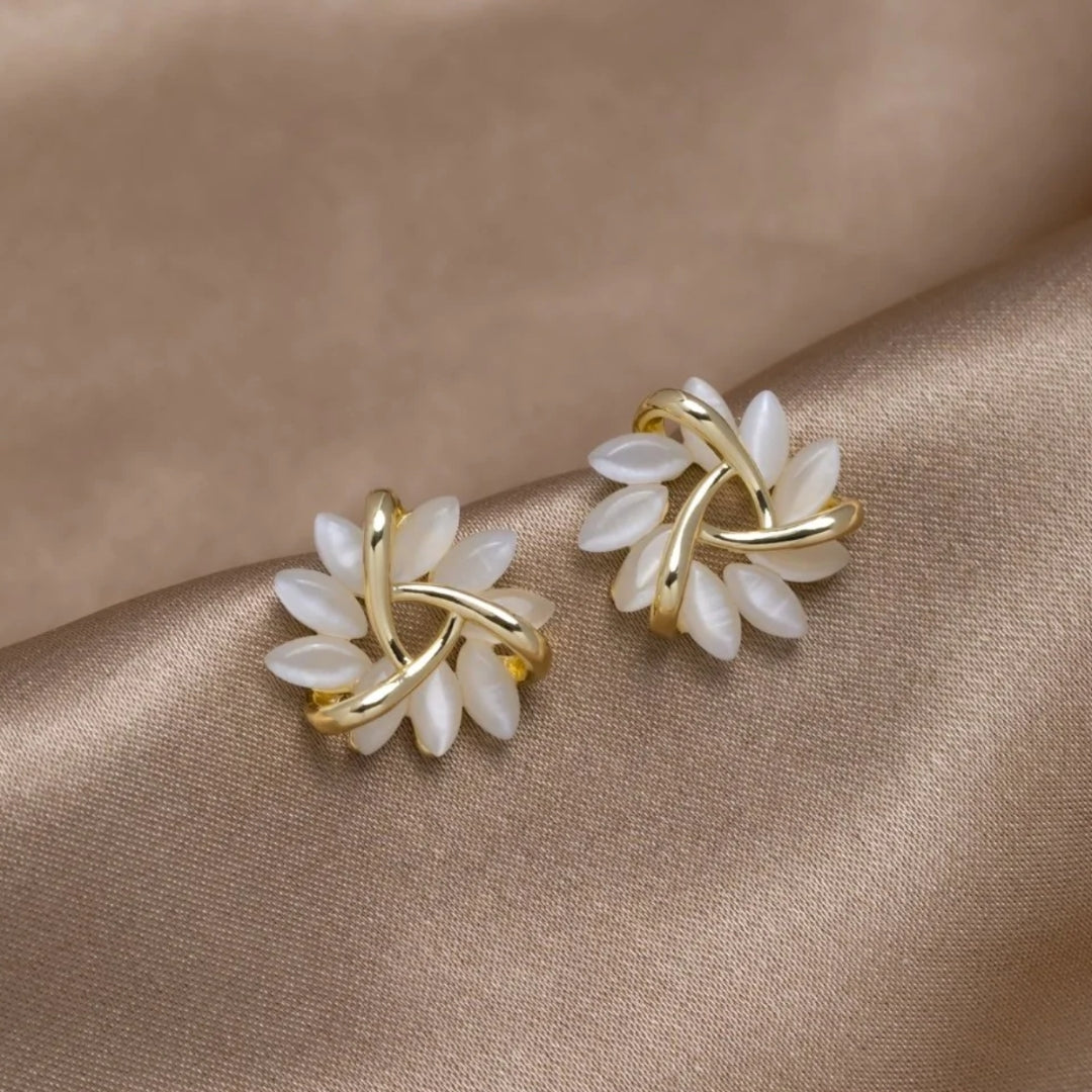 Ohrstecker für Damen | Gold | Opal | Blumen | Zeitlos | Stilvoll-Luzern Mode