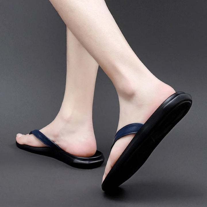 Rindsleder | atmungsaktiv | rutschfest | flexibel | flach | Slipper | Herren-Luzern Mode