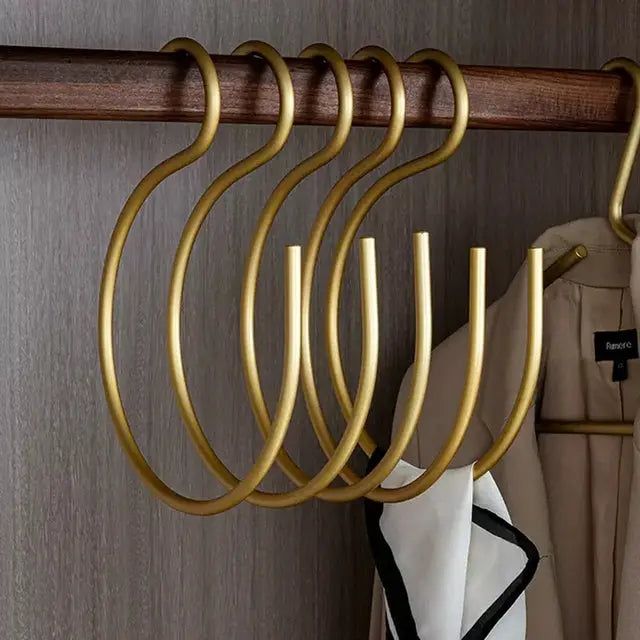 Kleiderbügel Set | 5-teilig | S-Form | Mattfarbe | Metall | Stabil-Gold-Luzern Mode