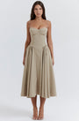 Stylisches Sommerkleid mit Spaghettiträgern und Taillenmieder – Mira
