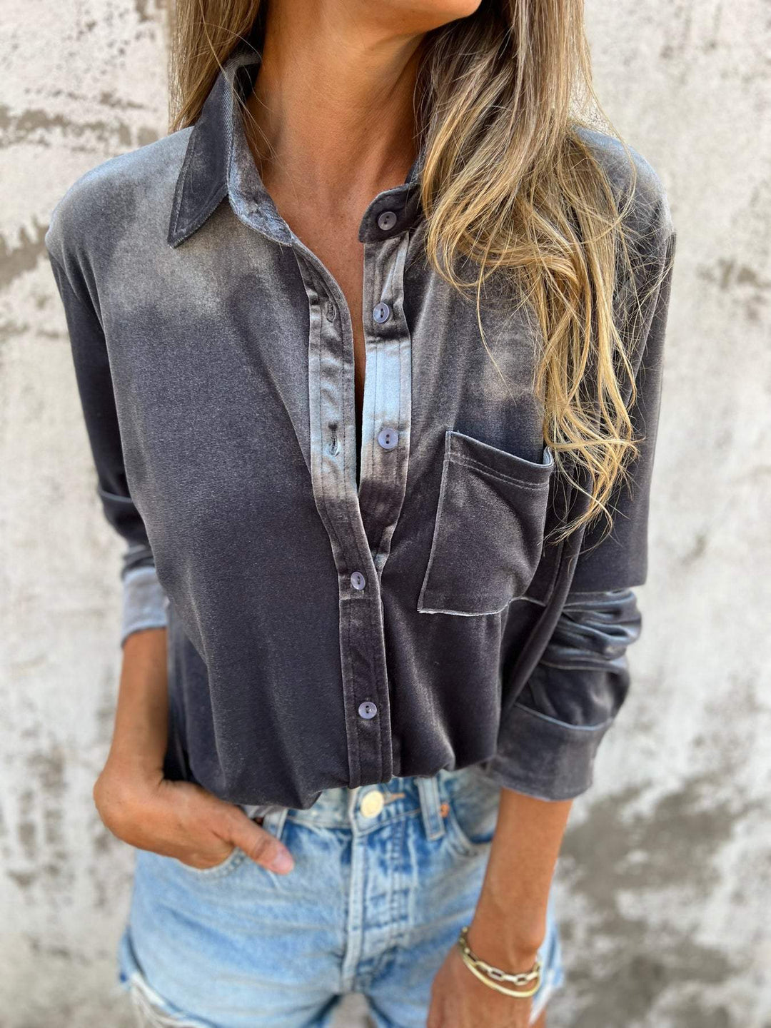 Damen Samtbluse Rückansicht - Elegante Freizeitmode-Luzern Mode