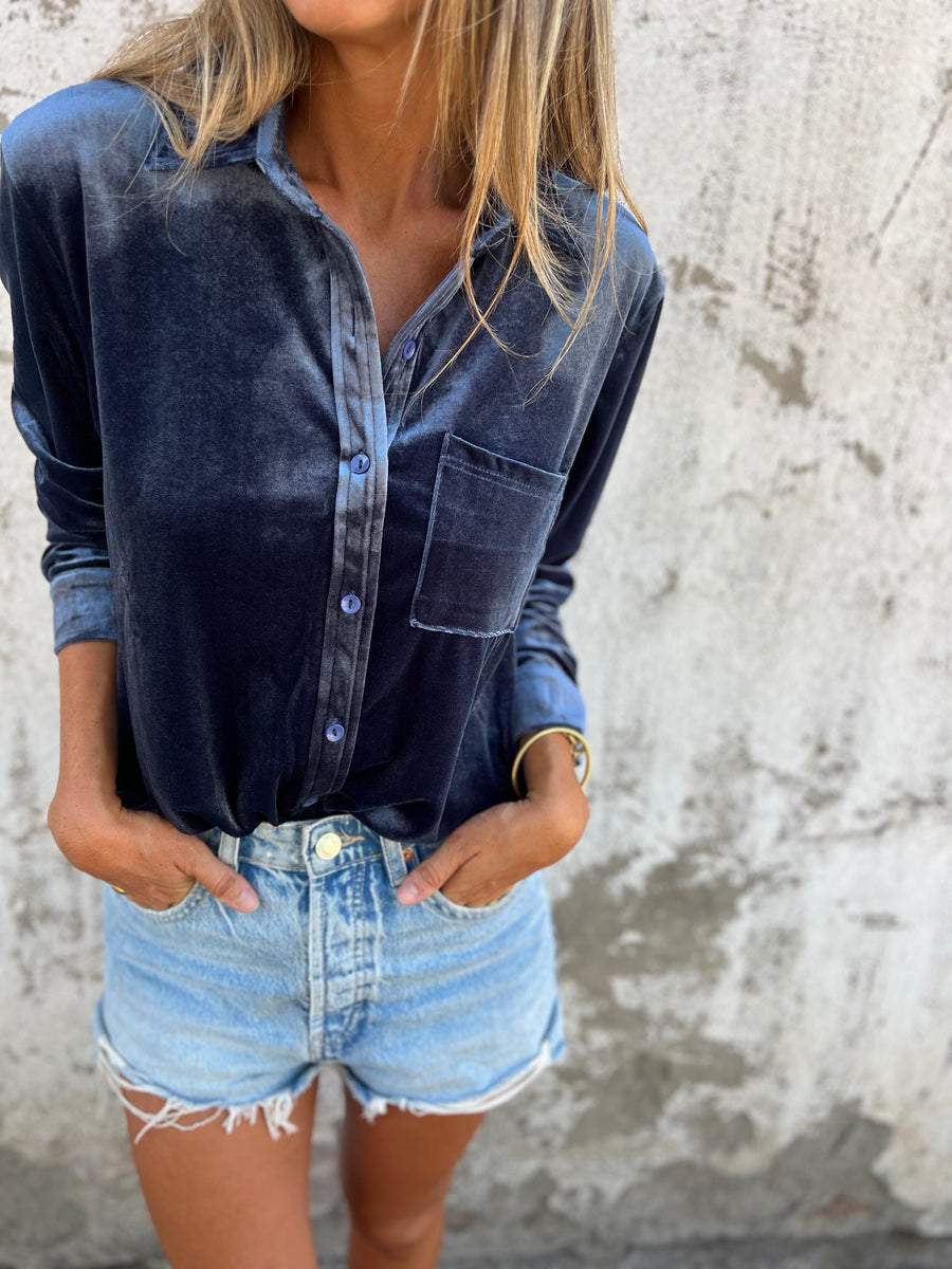 Damen Samtbluse Rückansicht - Elegante Freizeitmode-Luzern Mode