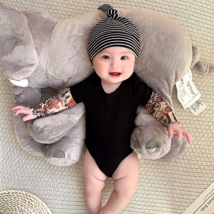 Langarm-Babybody mit Tattoo-Ärmel im Druckdesign – Rockbaby