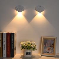 Muschel Lampe mit Bewegungsmelder | Einstellbar | LED | Kabellos | USB-Luzern Mode