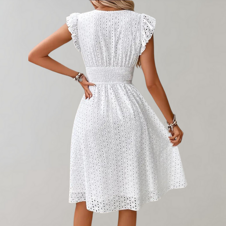 Sommerliches Damenkleid mit Spitze und Rüschenärmeln-Luzern Mode