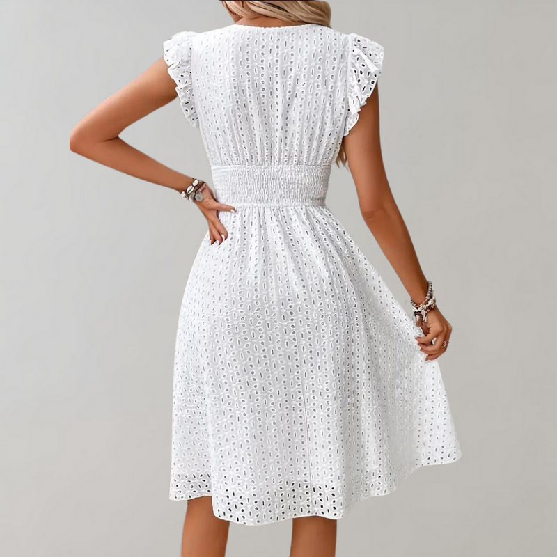 Sommerliches Damenkleid mit Spitze und Rüschenärmeln-Luzern Mode