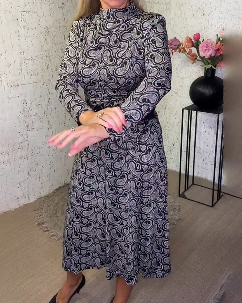 Damen Midikleid mit Paisley-Muster und Taillengürtel-Luzern Mode