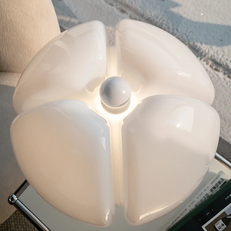 Blumen Tischlampe | LED | Energieeffizient | Verstellbar | Dimmbarkeit | Touch-Luzern Mode