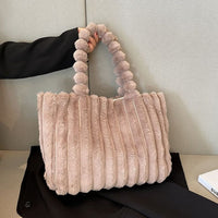 Luxuriöse Damenhandtasche aus Kunstpelz mit Tragegriff-Luzern Mode