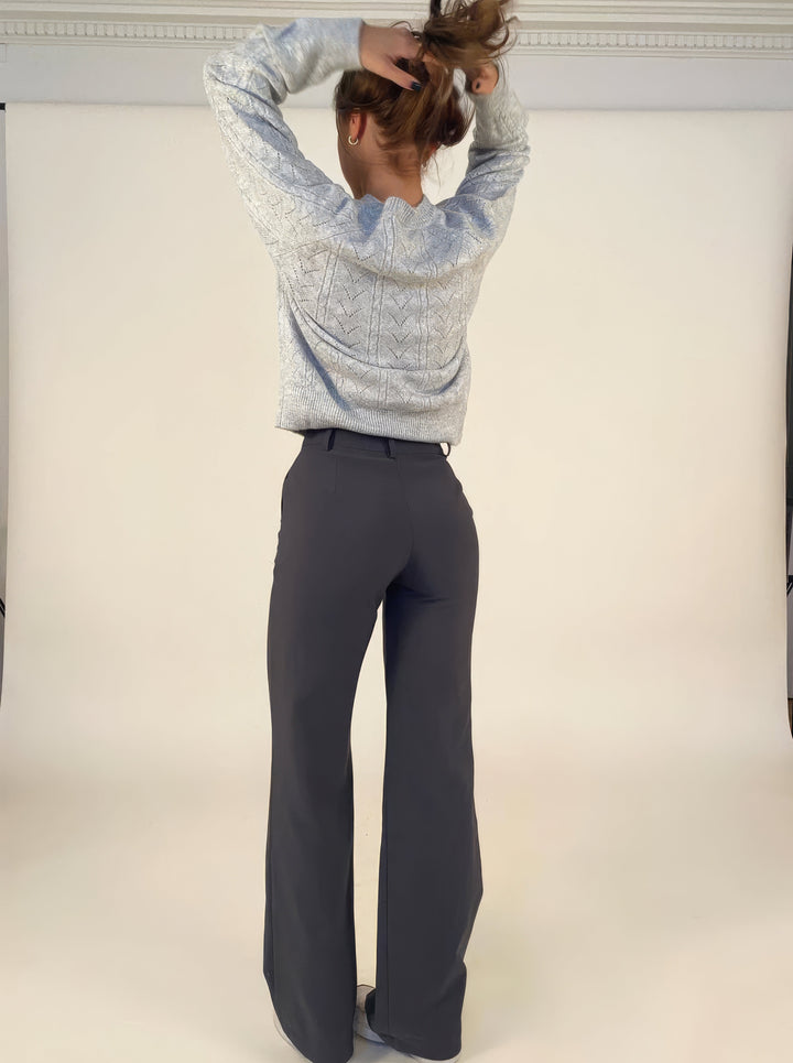 Damenmode: Elegante Hose mit weitem Bein und Top-Set-Luzern Mode