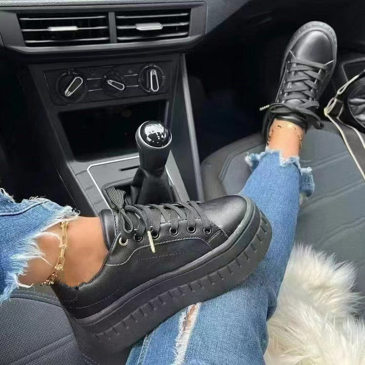 Damen Sneaker mit Plateau-Sohle - Bequeme Freizeitschuhe-Schwarz-36-Luzern Mode