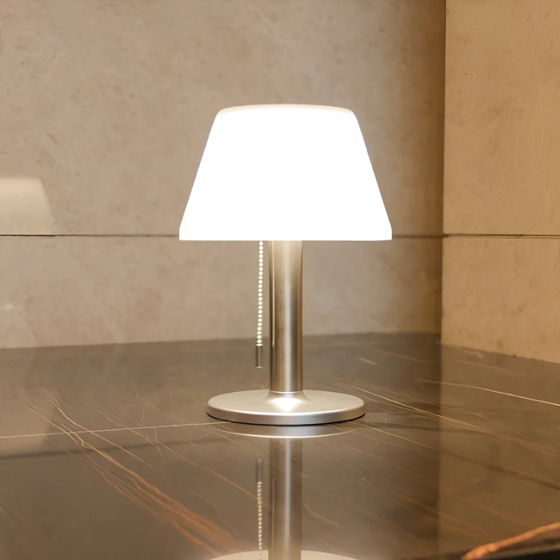 Solar-Tischlampe | Nachhaltig Aufladbar Stilvoll Vielseitig Stimmungsvolle Beleuchtung-Luzern Mode