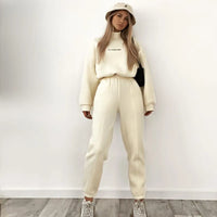 Damen Zweiteiler Set: Bequemer Pullover und Jogginghose-Creme-XS-Luzern Mode