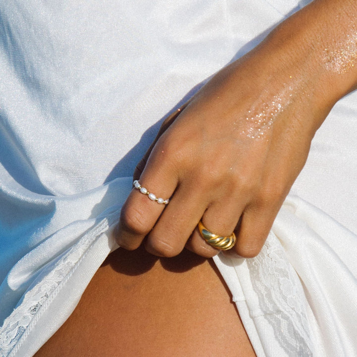 Ring für Damen | Gold | Perlen | Minimalistisch | Stilvoll | Komfortabel-Luzern Mode