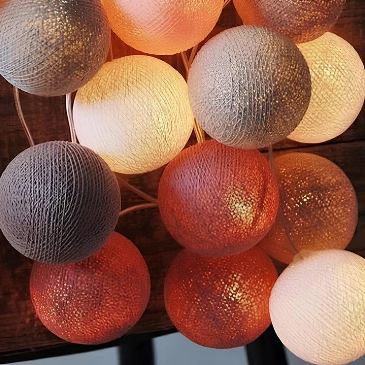 Lichterkette mit Kugeln | Bunt | Fröhlich | LED | Baumwolle | Soft-Bordeauxrot-1,5 m-USB-Luzern Mode
