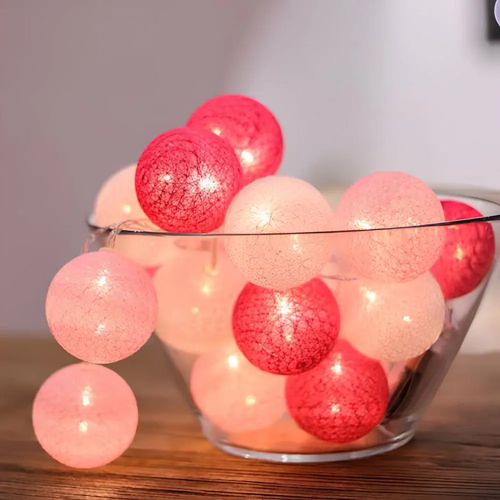 Lichterkette mit Kugeln | Bunt | Fröhlich | LED | Baumwolle | Soft-Luzern Mode