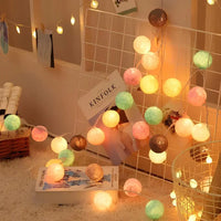 Lichterkette mit Kugeln | Bunt | Fröhlich | LED | Baumwolle | Soft-Luzern Mode