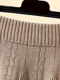 Damen Strickpullover mit Rollkragen und Zopfmuster Design-Luzern Mode