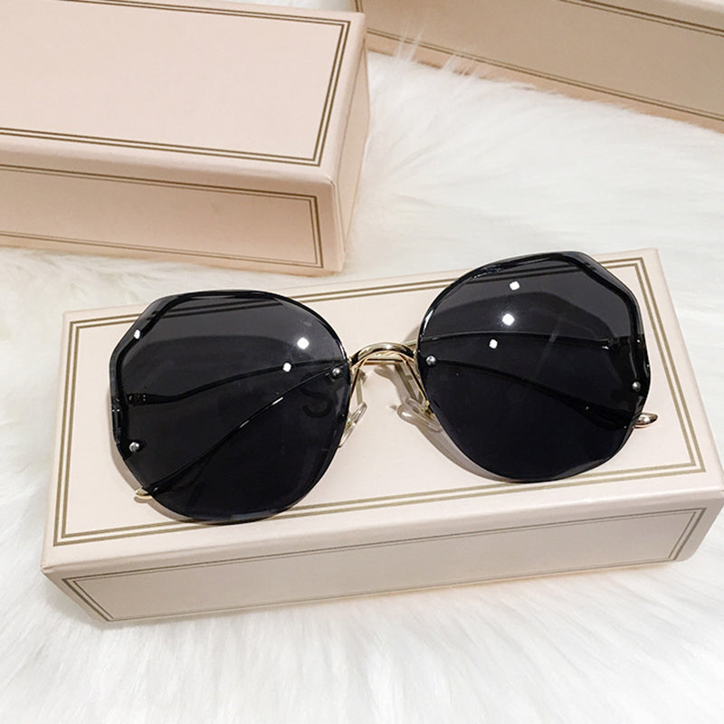 Boho Sonnenbrille Damen | Trendy Sommeraccessoire | Stylischer UV-Schutz-Schwarz-Luzern Mode