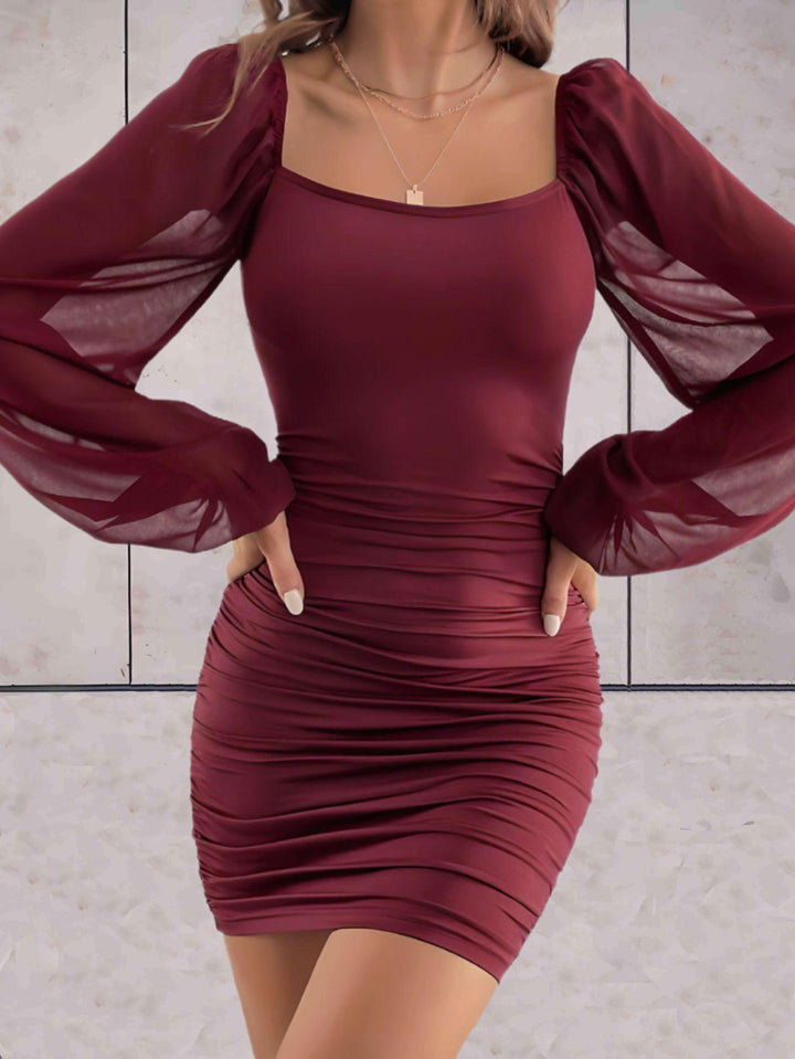 Langarm Damenkleid mit Raffung und quadratischem Ausschnitt-Bordeaux-XS-Luzern Mode