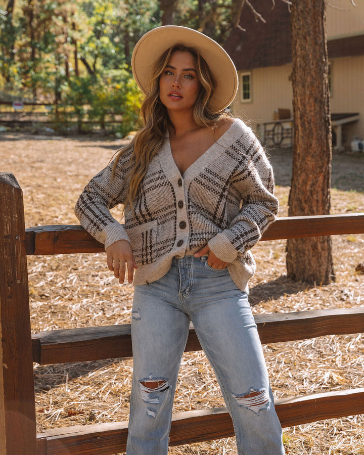 Damen Strickjacke mit Karomuster für Herbstmode-Luzern Mode