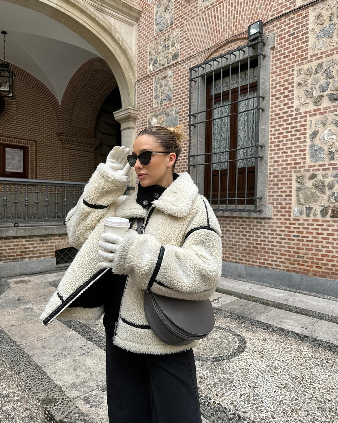 Pilotenjacke Teddystoff | Trendy, Crème, Oversized & Stylisch | Warme Fütterung-Luzern Mode