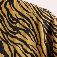 Herren Kurzarm Hemd mit Zebra Muster - Sommermode 2023-Luzern Mode