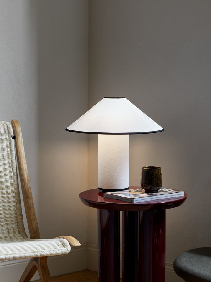 Tischlampe | Stoffschirm | LED | Kabelschalter | 40W | E26 | E27-Luzern Mode