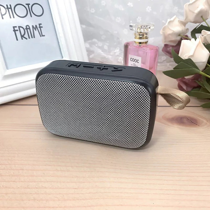 Bluetooth Lautsprecher | Kompakte 3D Audio Bluetooth 5.0 Drahtlos Leicht-Luzern Mode