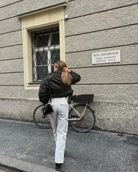 Damen Cargo-Hose mit Langarm-Crop-Top und Handtasche-Luzern Mode