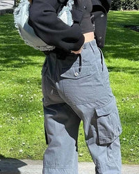 Damen Cargo-Hose mit Langarm-Crop-Top und Handtasche-Luzern Mode
