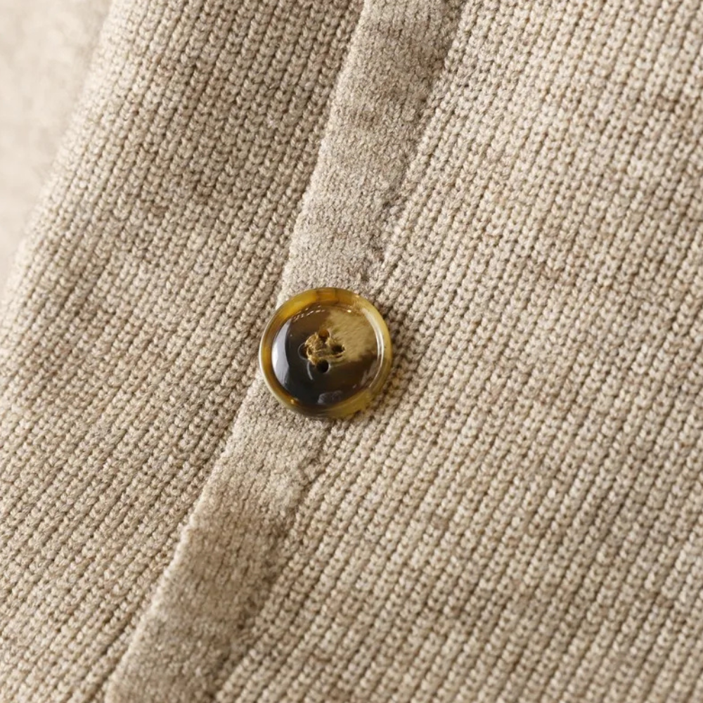 Herren Strickjacke mit Knopfleiste aus weichem Material-Luzern Mode