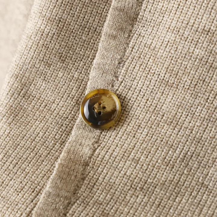 Herren Strickjacke mit Knopfleiste aus weichem Material-Luzern Mode
