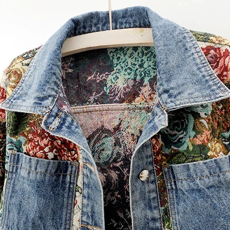 Damen Jeansjacke mit Blumenmuster - Vintage Look Mode-Luzern Mode