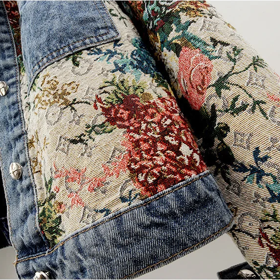 Damen Jeansjacke mit Blumenmuster - Vintage Look Mode-Luzern Mode