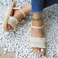 Damensandalen für den Sommer | Flacher Absatz | Trendige beigefarbene Schuhe mit Quasten-Luzern Mode