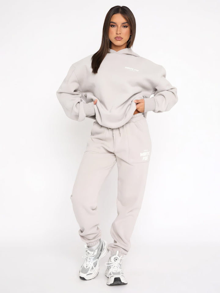 Damen Oversize Hoodie mit Aufdruck "White Fox" Rückseite-Luzern Mode