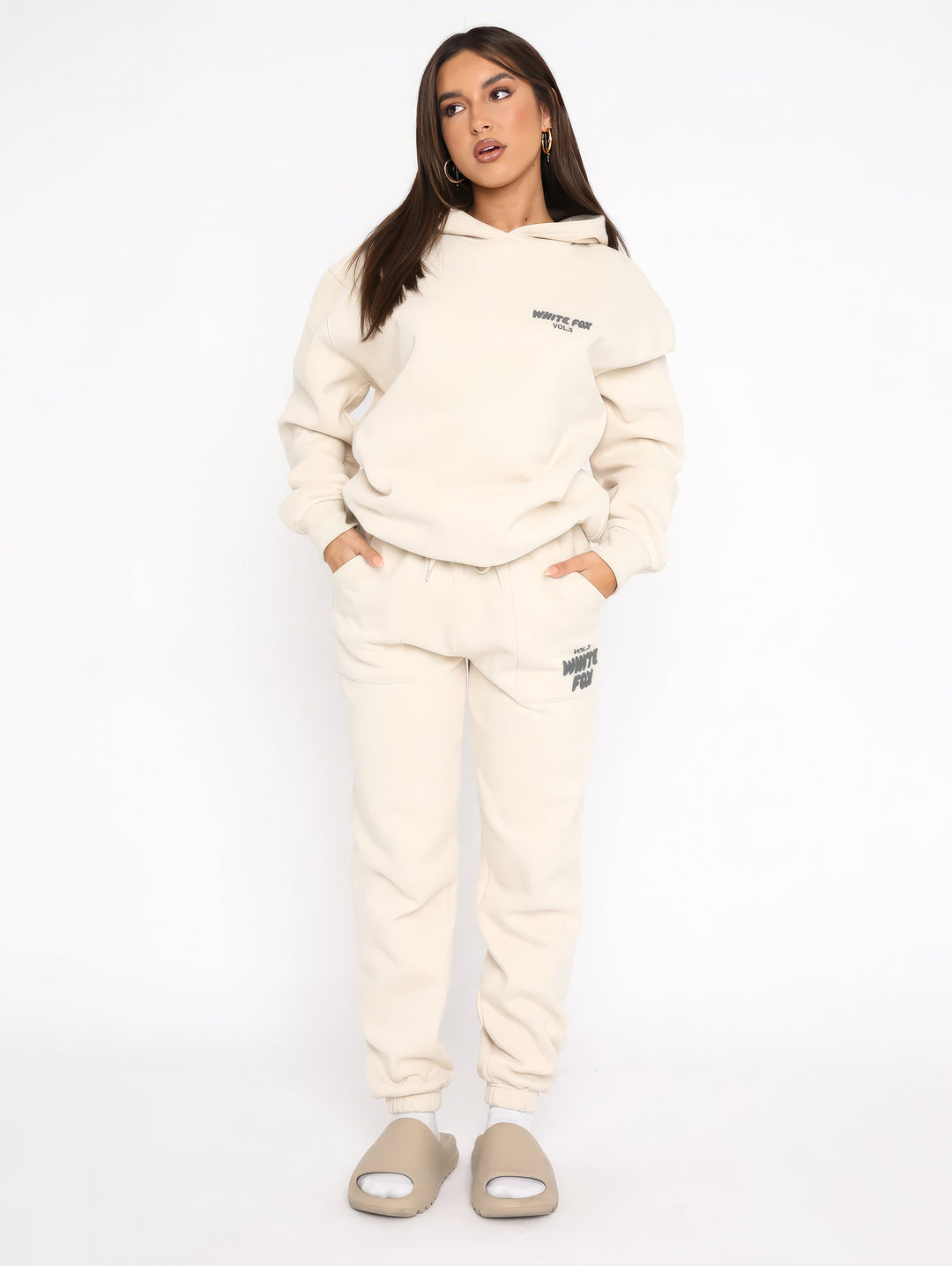 Damen Oversize Hoodie mit Aufdruck "White Fox" Rückseite-Luzern Mode