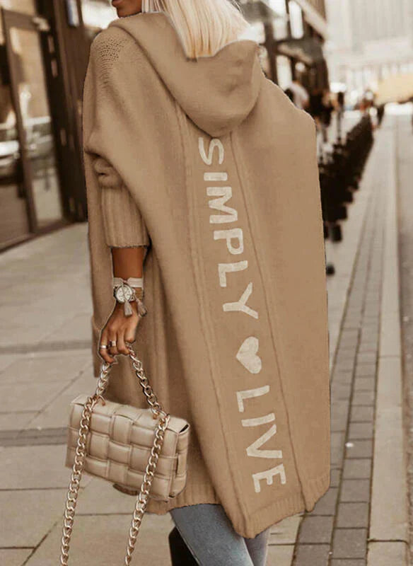Oversized Damen Strickjacke mit Kapuze und Schriftzug auf der Rückseite-Khaki-S-Luzern Mode