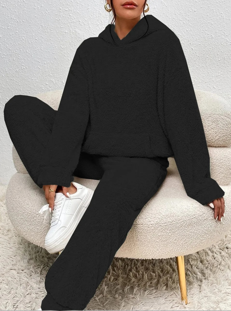 Flauschiger Damen Hoodie Jogginganzug für gemütliche Tage-Schwarz-XS-Luzern Mode