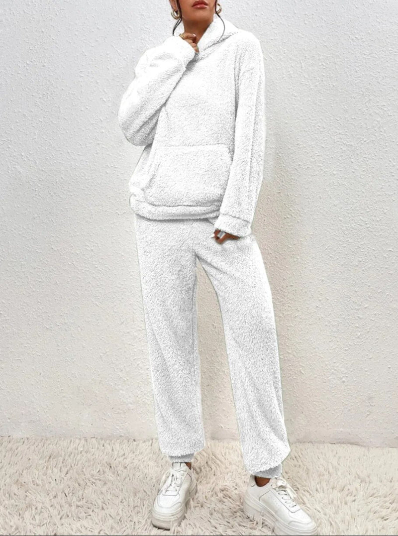 Flauschiger Damen Hoodie Jogginganzug für gemütliche Tage-Luzern Mode
