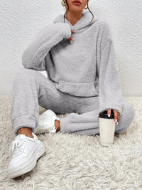 Flauschiger Damen Hoodie Jogginganzug für gemütliche Tage-Luzern Mode