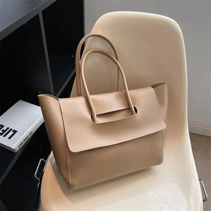Luxuriöse Damenhandtasche aus Leder mit großem Stauraum-Khaki-Luzern Mode