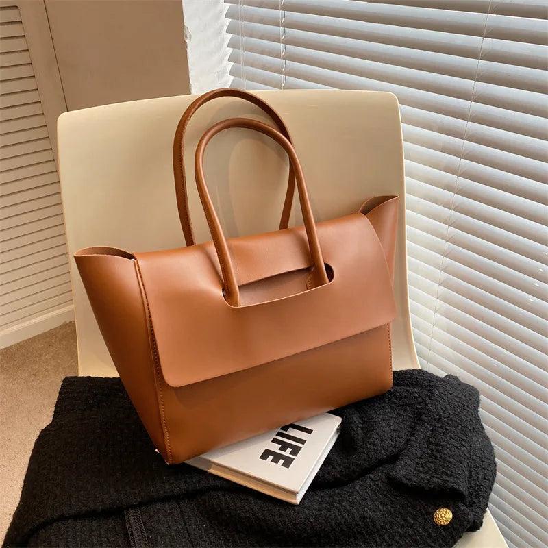 Luxuriöse Damenhandtasche aus Leder mit großem Stauraum-Mokka-Luzern Mode