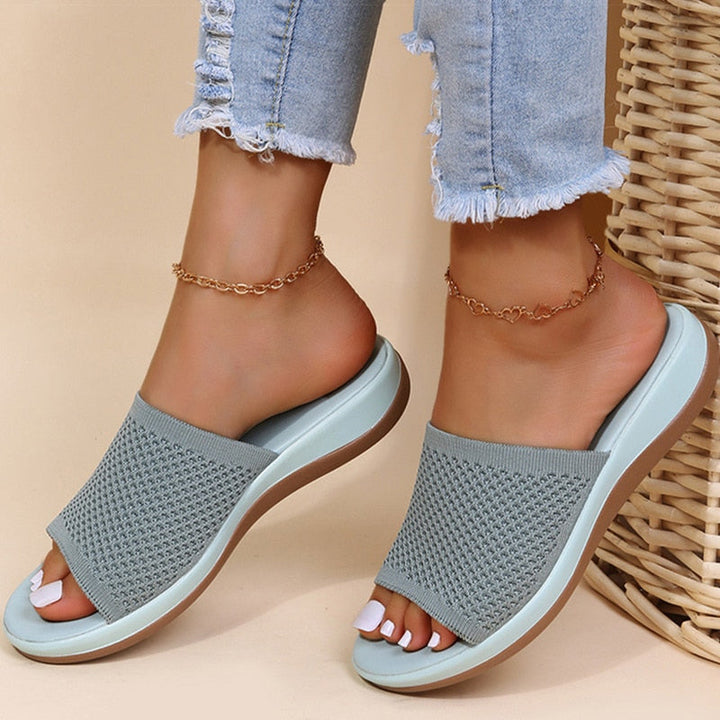 Atmungsaktive Damen Mesh-Hausschuhe mit Fußbett – Liora