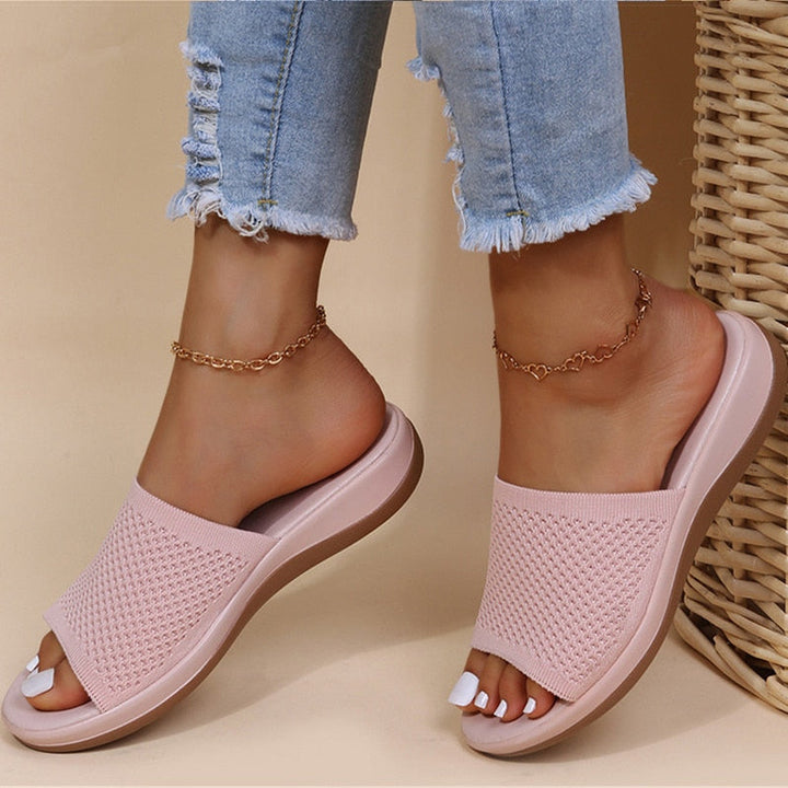 Atmungsaktive Damen Mesh-Hausschuhe mit Fußbett – Liora