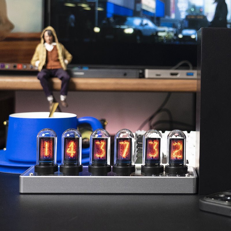 Nixie Tischuhr | Vertikal | Klassisch | LED | Netzbetrieb | Kompakt-Weiß-Luzern Mode