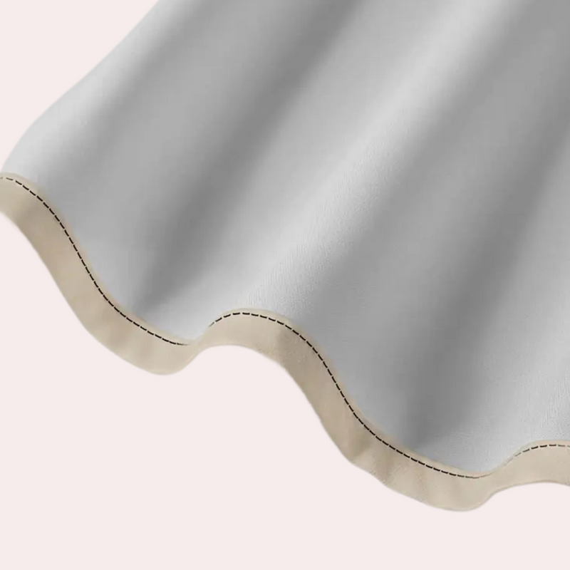 Eleganter Damenrock mit Saumdetail – Modetrend 2023-Luzern Mode
